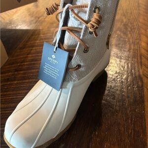Sperry White and Tan Winter Rain Boots Waterproof Lace-Up